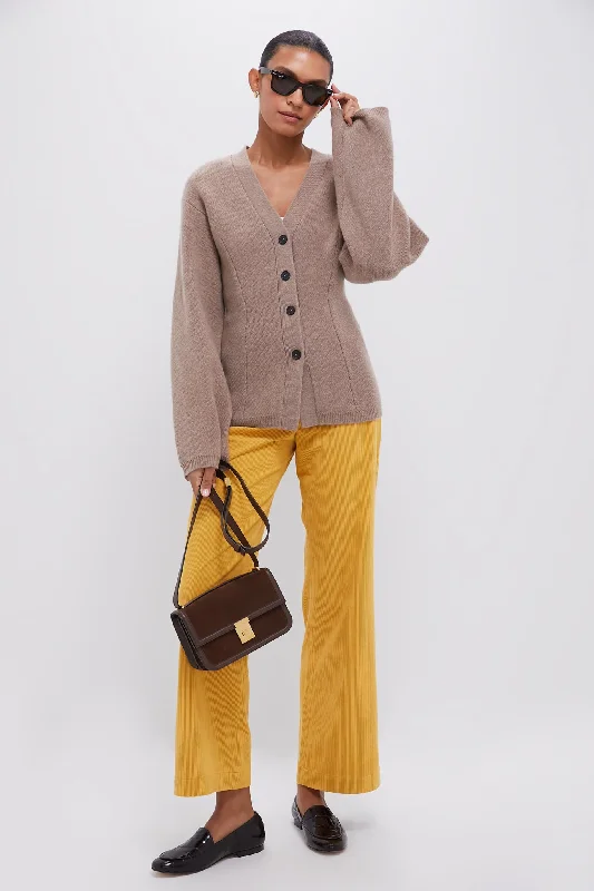 Women's Effortless Casual Outfit Marigold Wide Wale Corduroy Hunter Pants