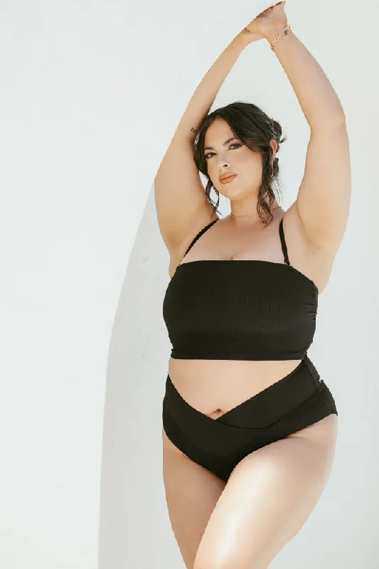 Stylish Women's Outerwear Apparel Crisscross Hourglass® Cheeky Bikini Bottoms - Black Rib