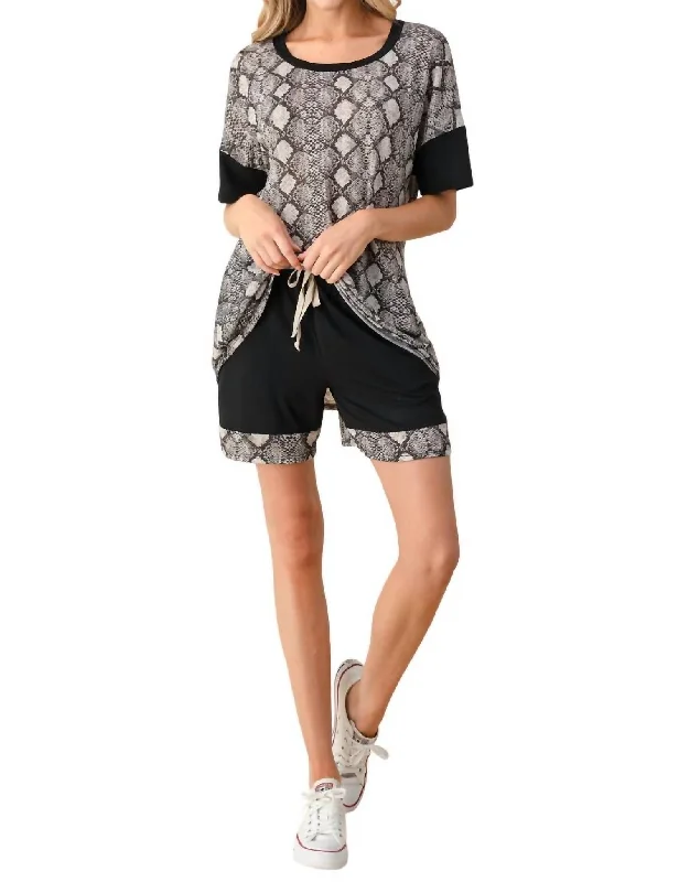 Stylish Women's Clothing Snake Print Loungewear Short Set In Black