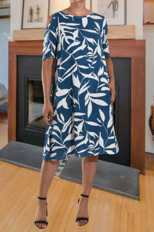 Women's Plus-Size Garments Teal Floral Tunic Pocket Dress